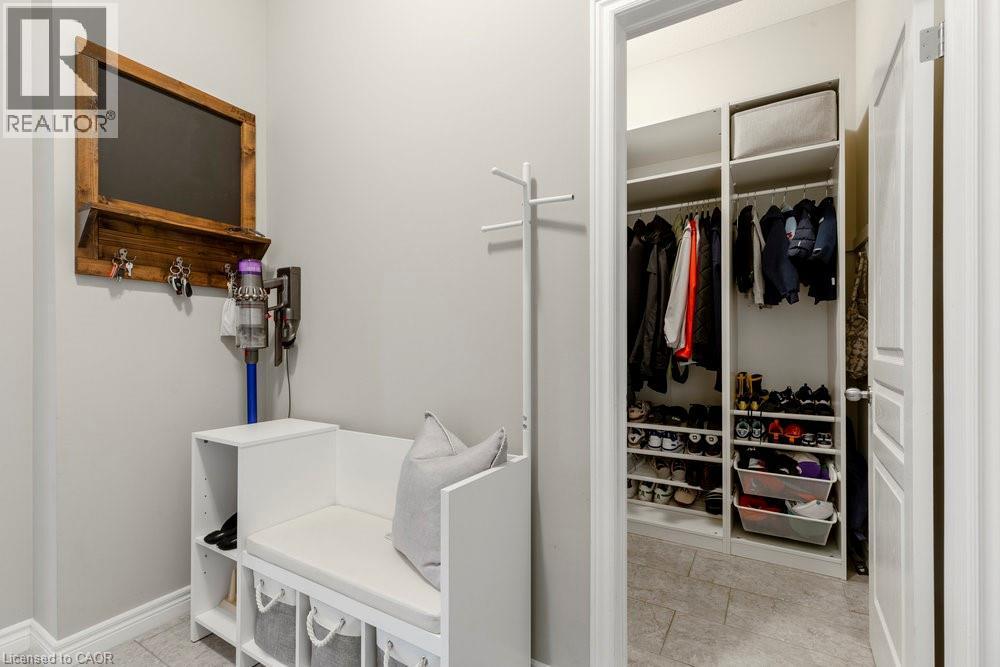 51 Weaver Drive, Ancaster, ON - Indoor