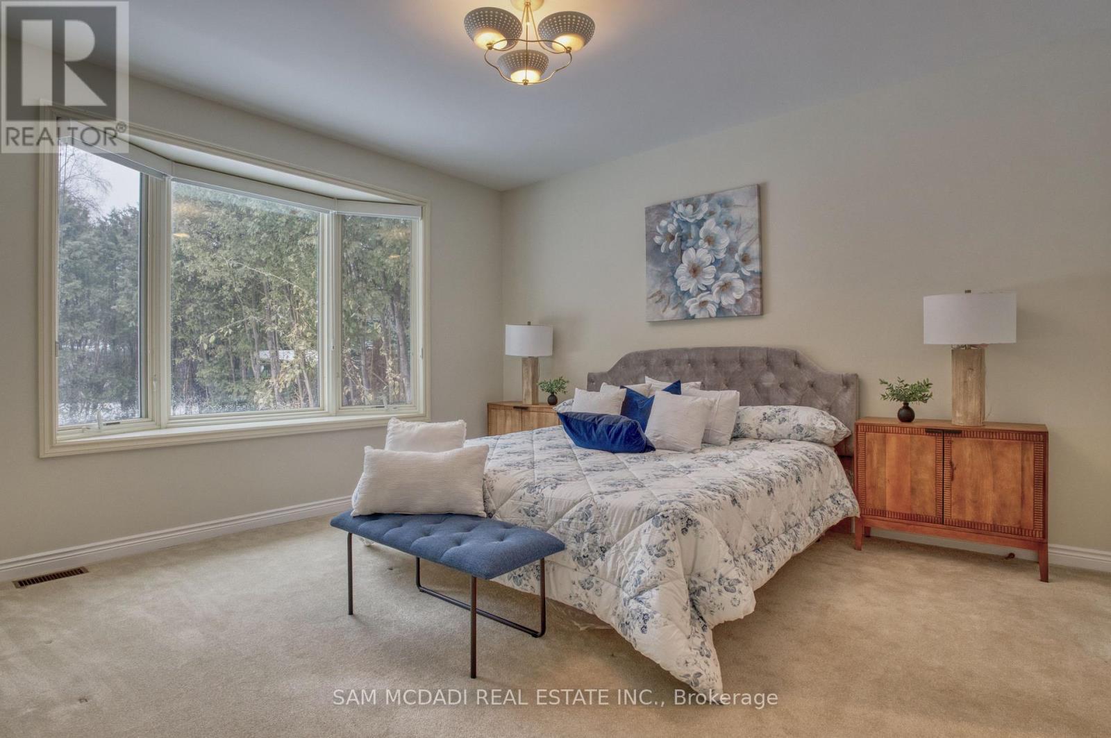 521 Vanessa Crescent, Mississauga, ON - Indoor Photo Showing Bedroom