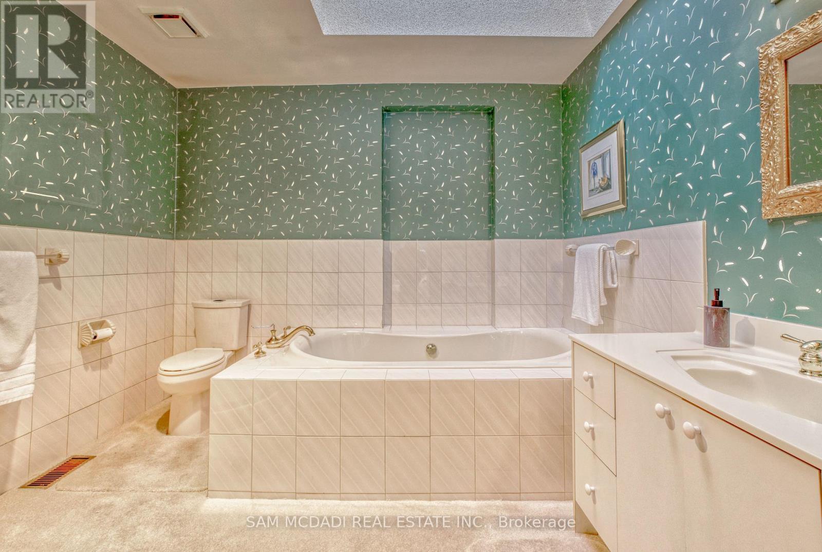 521 Vanessa Crescent, Mississauga, ON - Indoor Photo Showing Bathroom