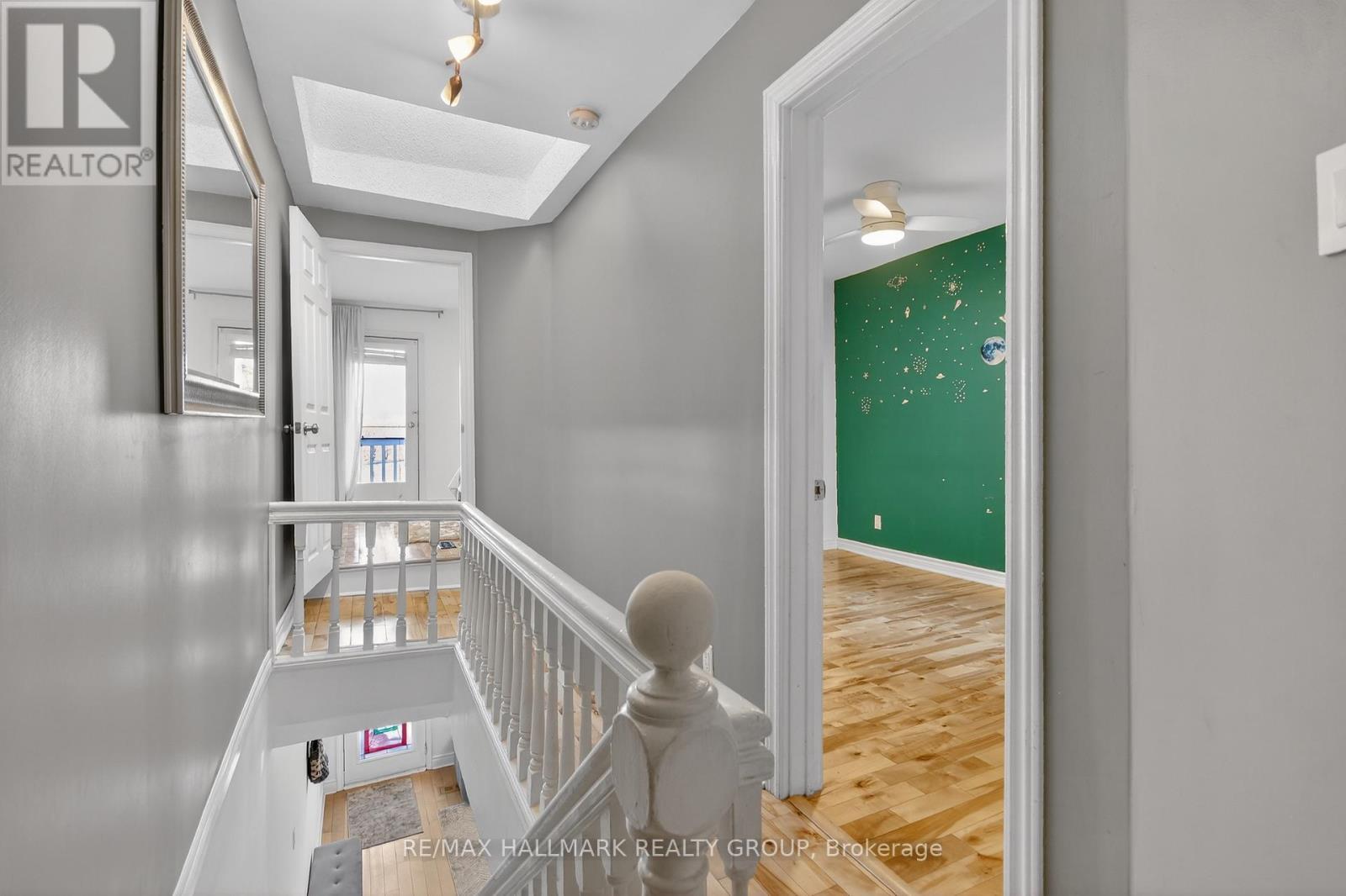 4 Lower Charlotte Street, Ottawa, ON - Indoor Photo Showing Other Room