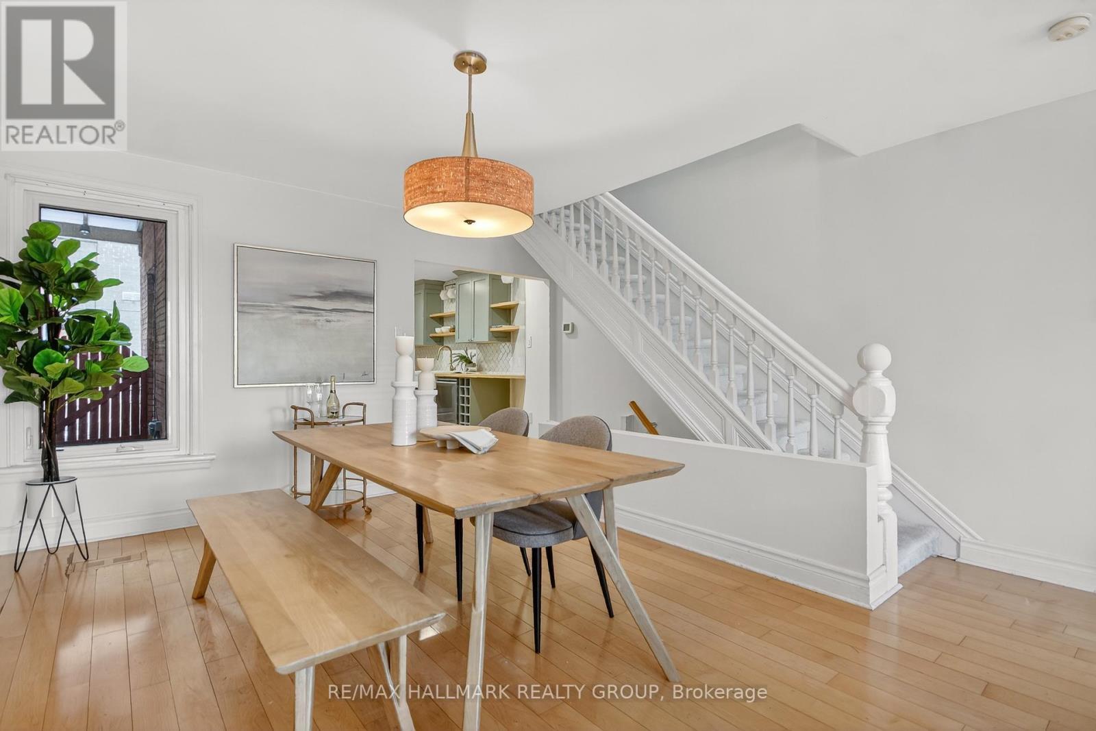 4 Lower Charlotte Street, Ottawa, ON - Indoor Photo Showing Dining Room
