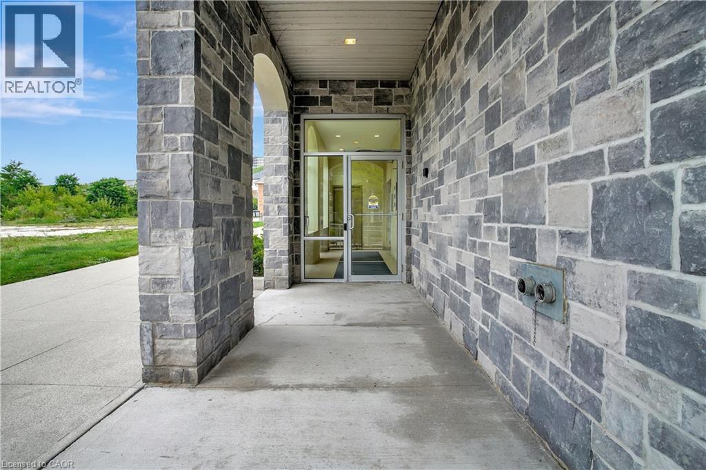 155 Water Street S Unit# 503, Cambridge, ON - Outdoor
