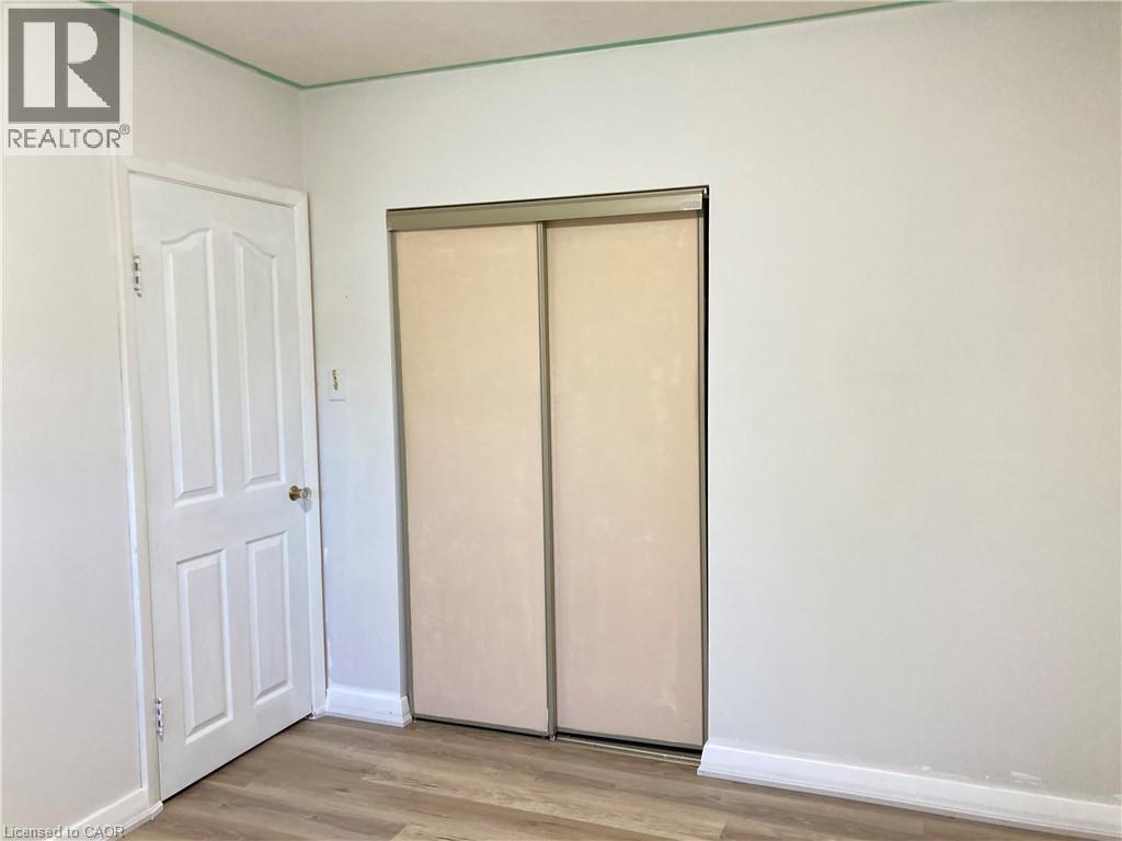 173 Washington Avenue, Waterloo, ON - Indoor Photo Showing Other Room