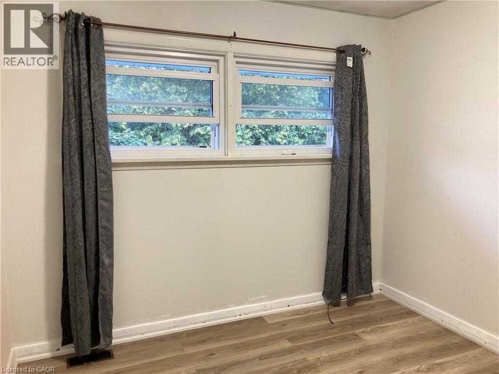 173 Washington Avenue, Waterloo, ON - Indoor Photo Showing Other Room