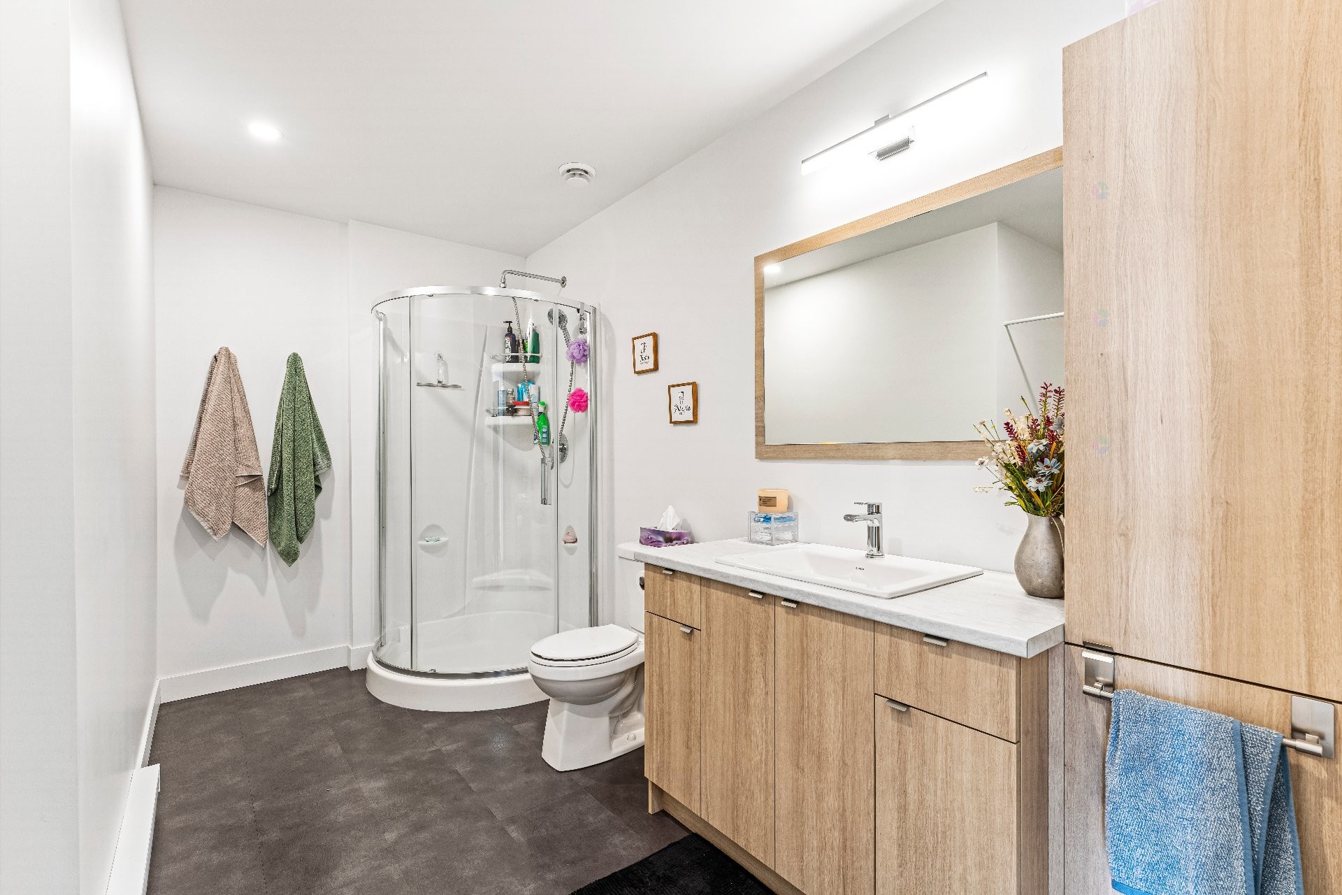 Salle de bains - 365 Rue Adams E., Richmond, QC - Indoor Photo Showing Bathroom