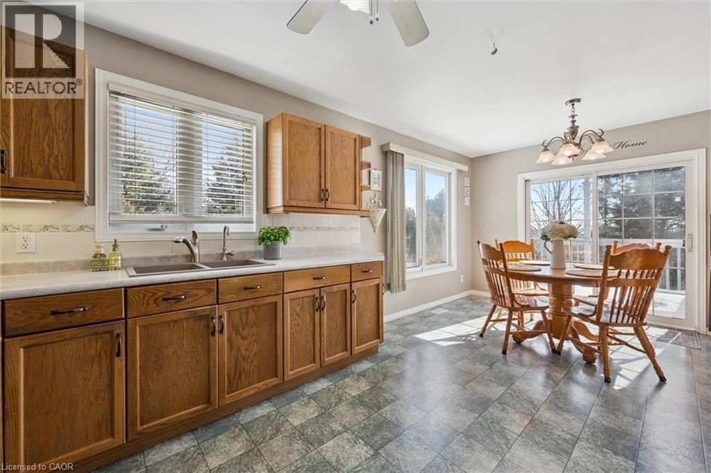 663 Heathcliffe Place, Waterloo, ON - Indoor