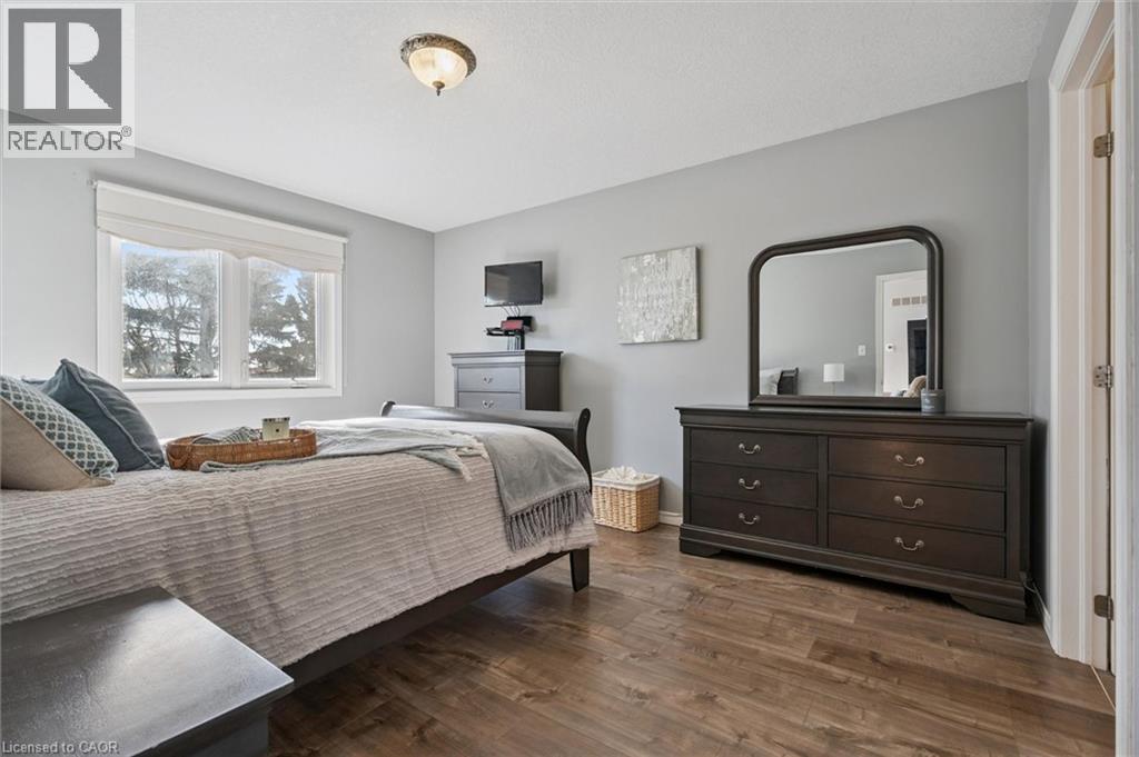 663 Heathcliffe Place, Waterloo, ON - Indoor Photo Showing Bedroom