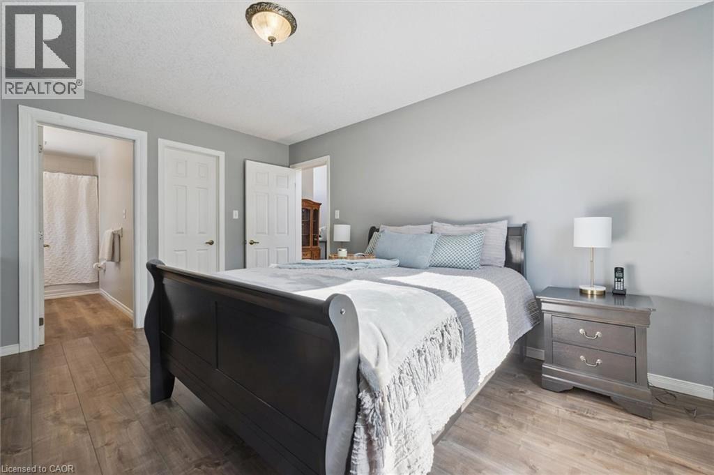 663 Heathcliffe Place, Waterloo, ON - Indoor Photo Showing Bedroom