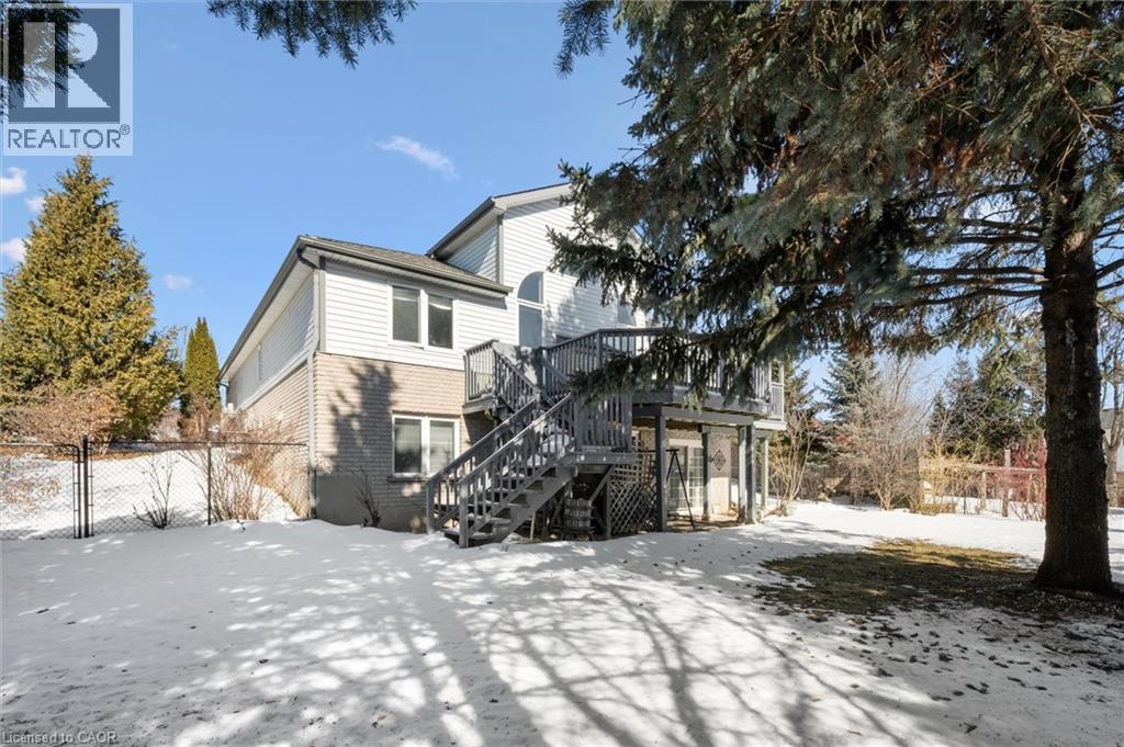 663 Heathcliffe Place, Waterloo, ON - Outdoor