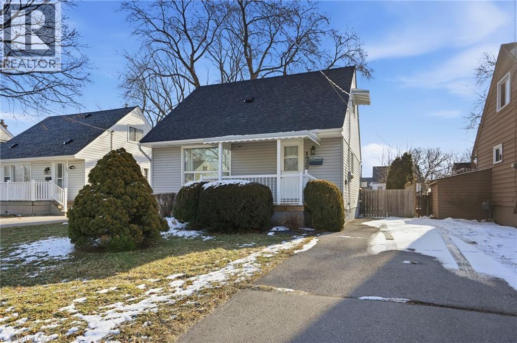176 Adair Avenue N, Hamilton, ON - Outdoor With Deck Patio Veranda