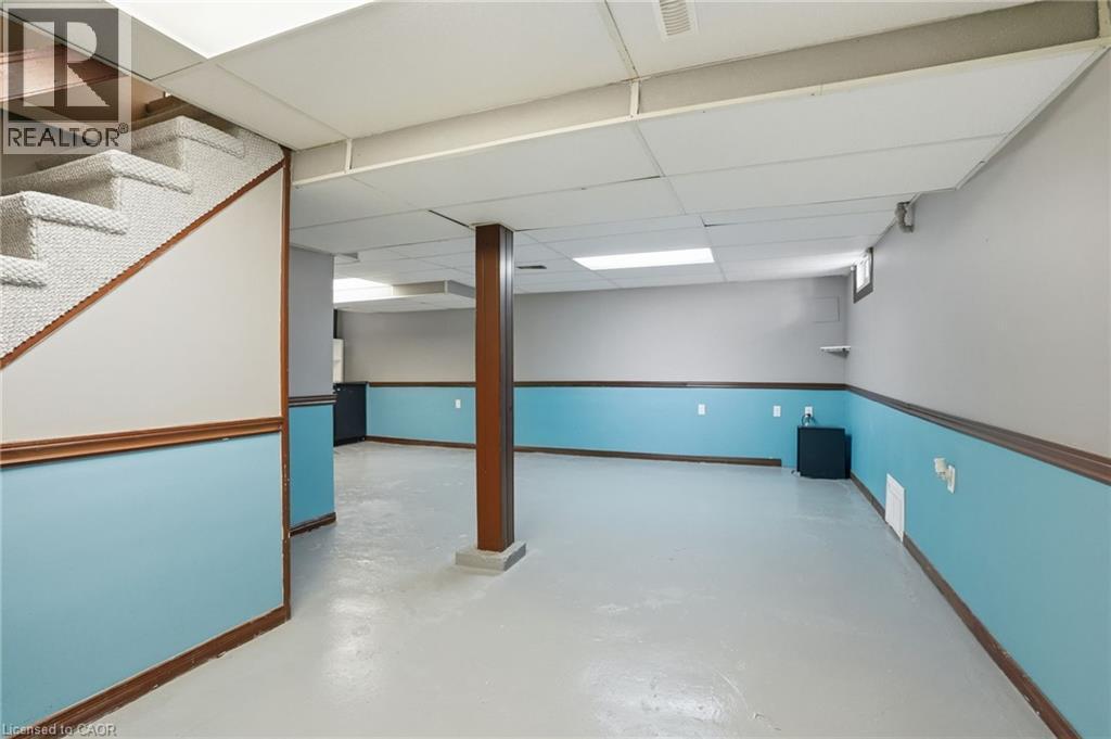 176 Adair Avenue N, Hamilton, ON - Indoor