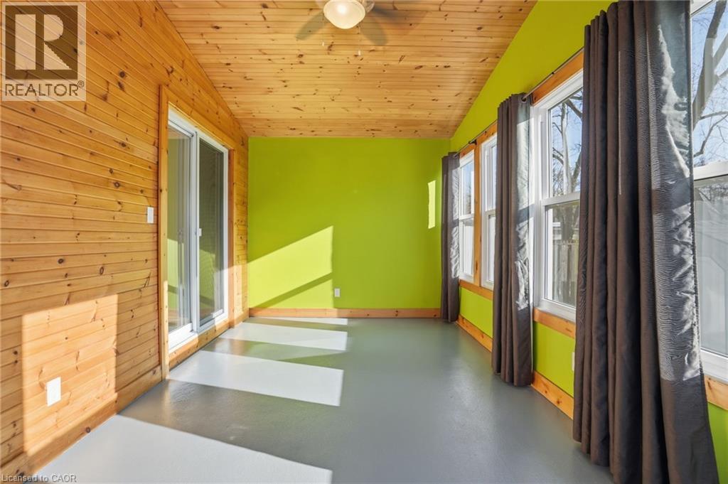 176 Adair Avenue N, Hamilton, ON - Indoor Photo Showing Other Room