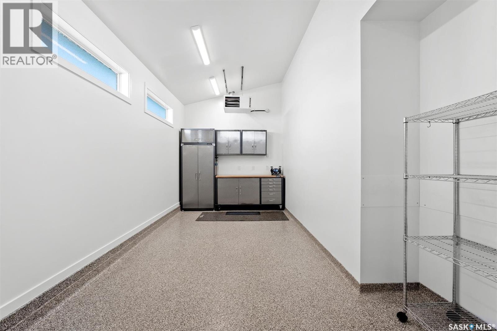 323 Mallin Crescent, Saskatoon, SK - Indoor
