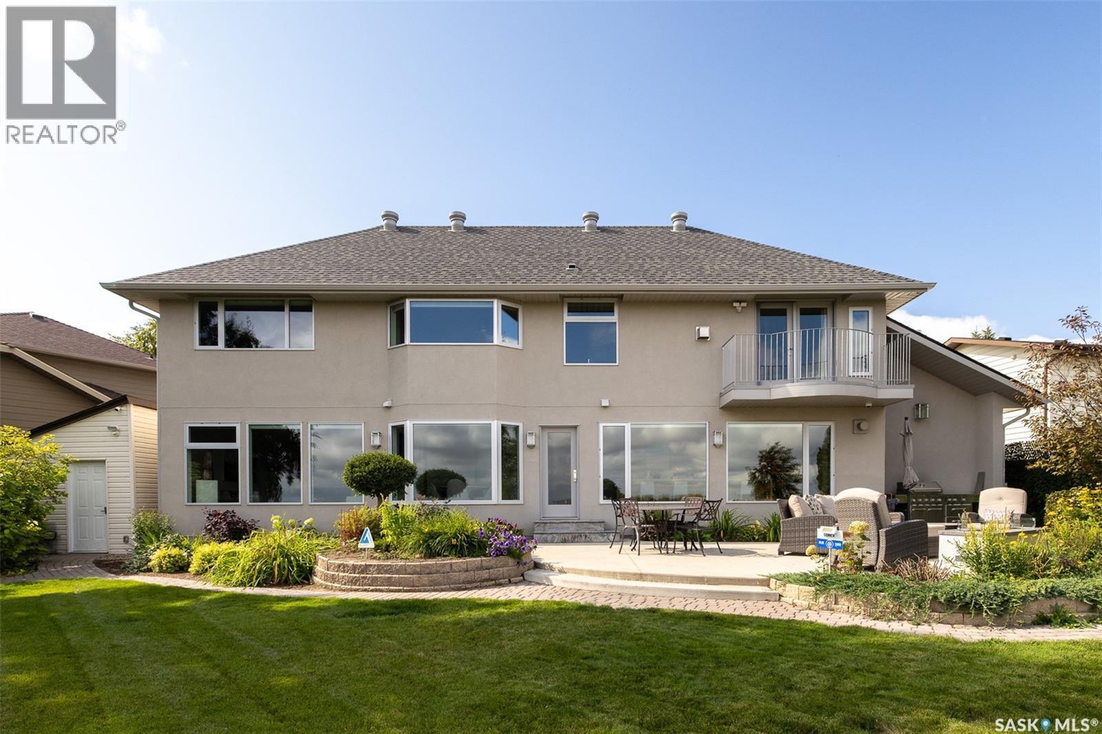 323 Mallin Crescent, Saskatoon, SK - Outdoor