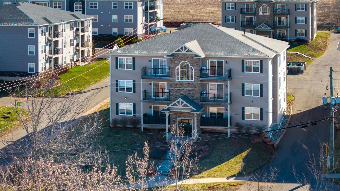 308 204 Shakespeare Drive, Stratford, PE