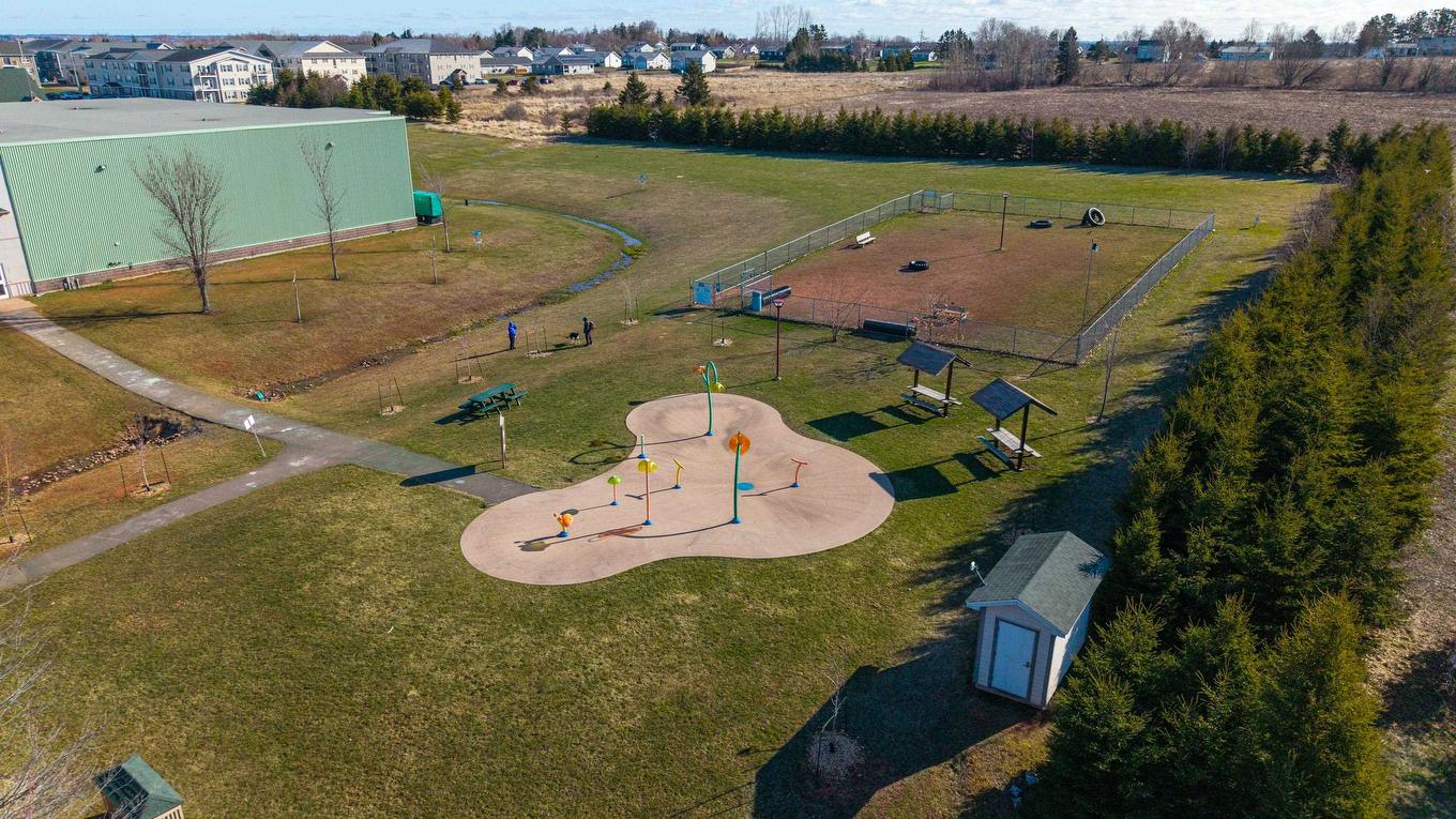 308 204 Shakespeare Drive, Stratford, PE