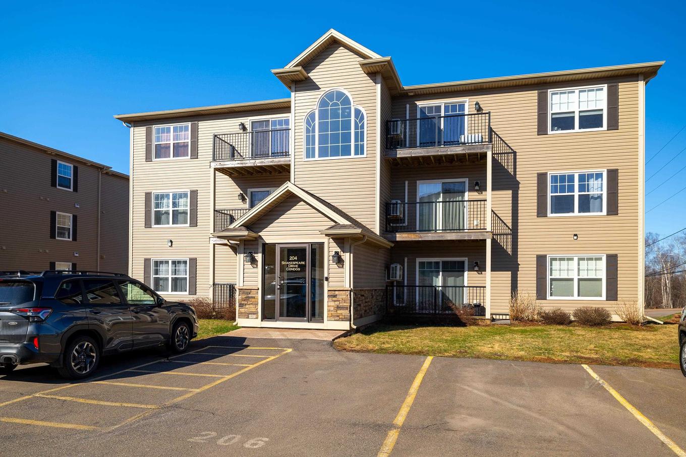 308 204 Shakespeare Drive, Stratford, PE