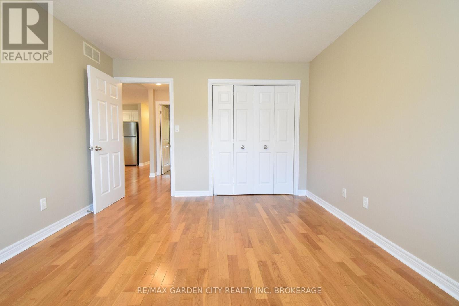 11 - 162 First Street, Welland (Lincoln/Crowland), ON - Indoor Photo Showing Other Room
