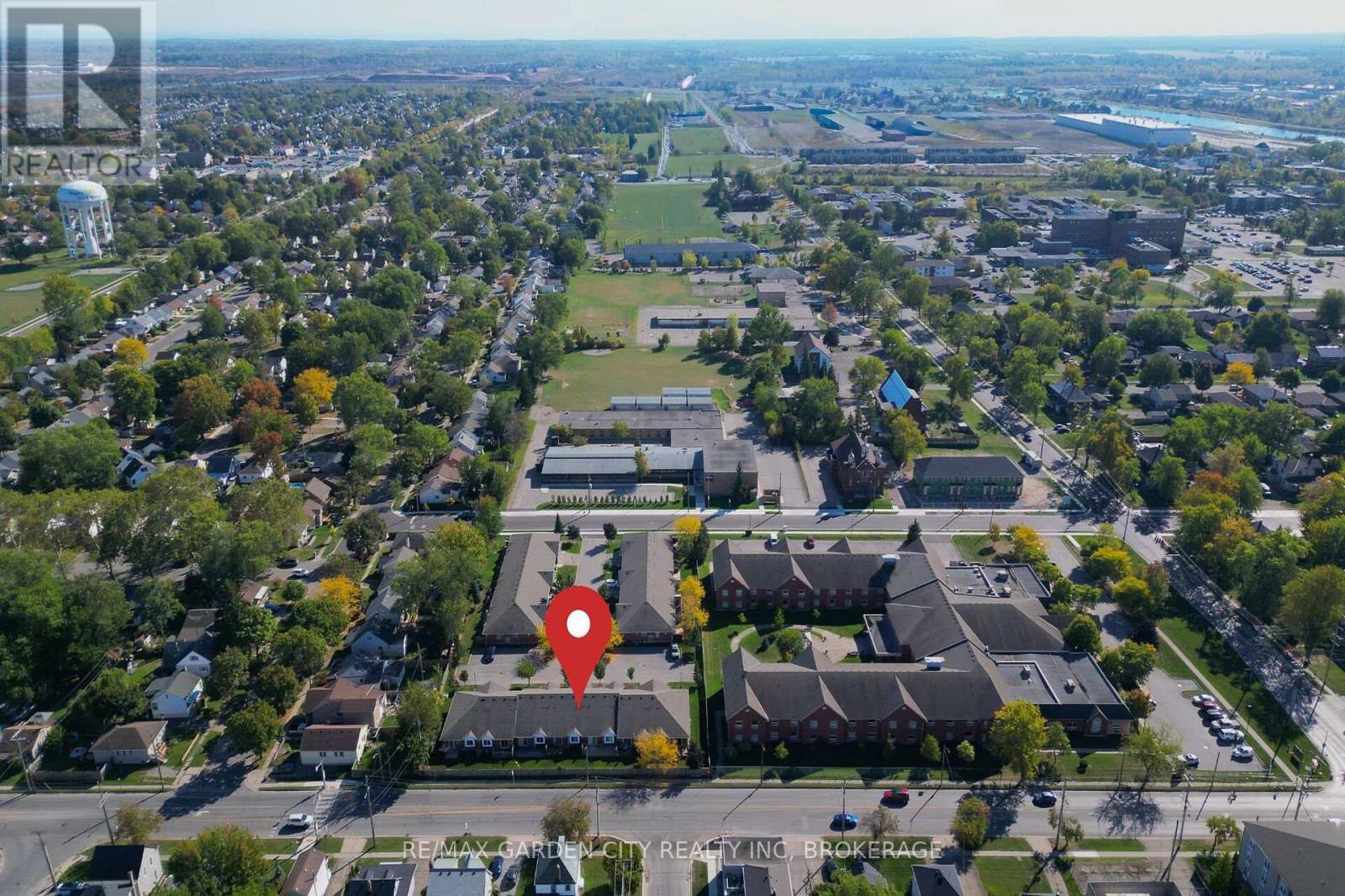 11 - 162 First Street, Welland (Lincoln/Crowland), ON - Outdoor With View