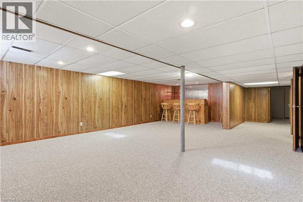 15 Confederation Drive, Kitchener, ON