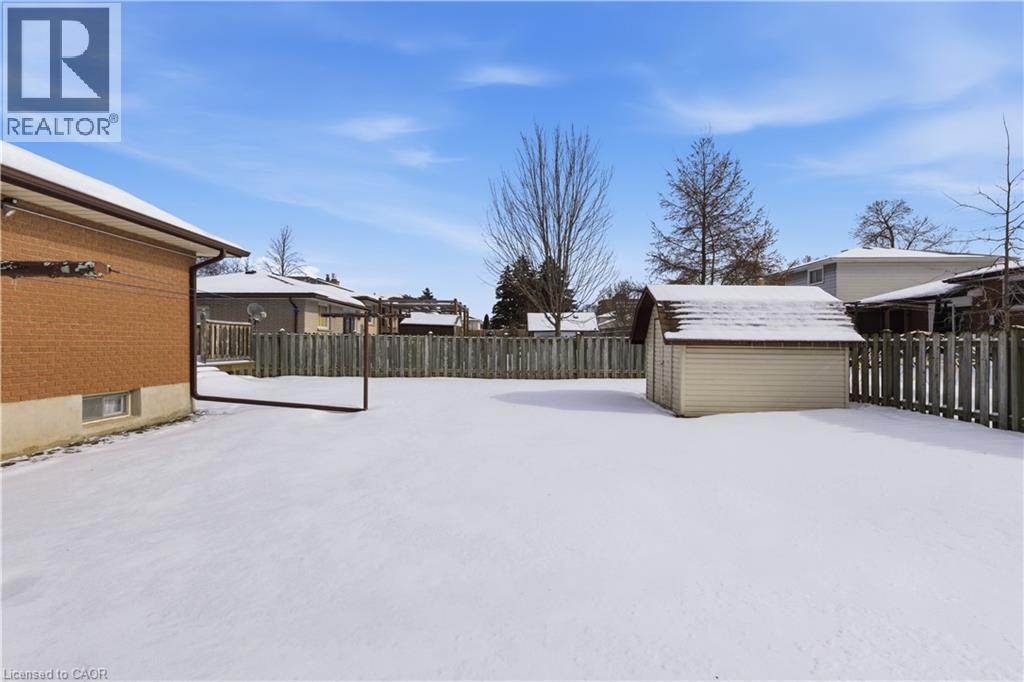 15 Confederation Drive, Kitchener, ON