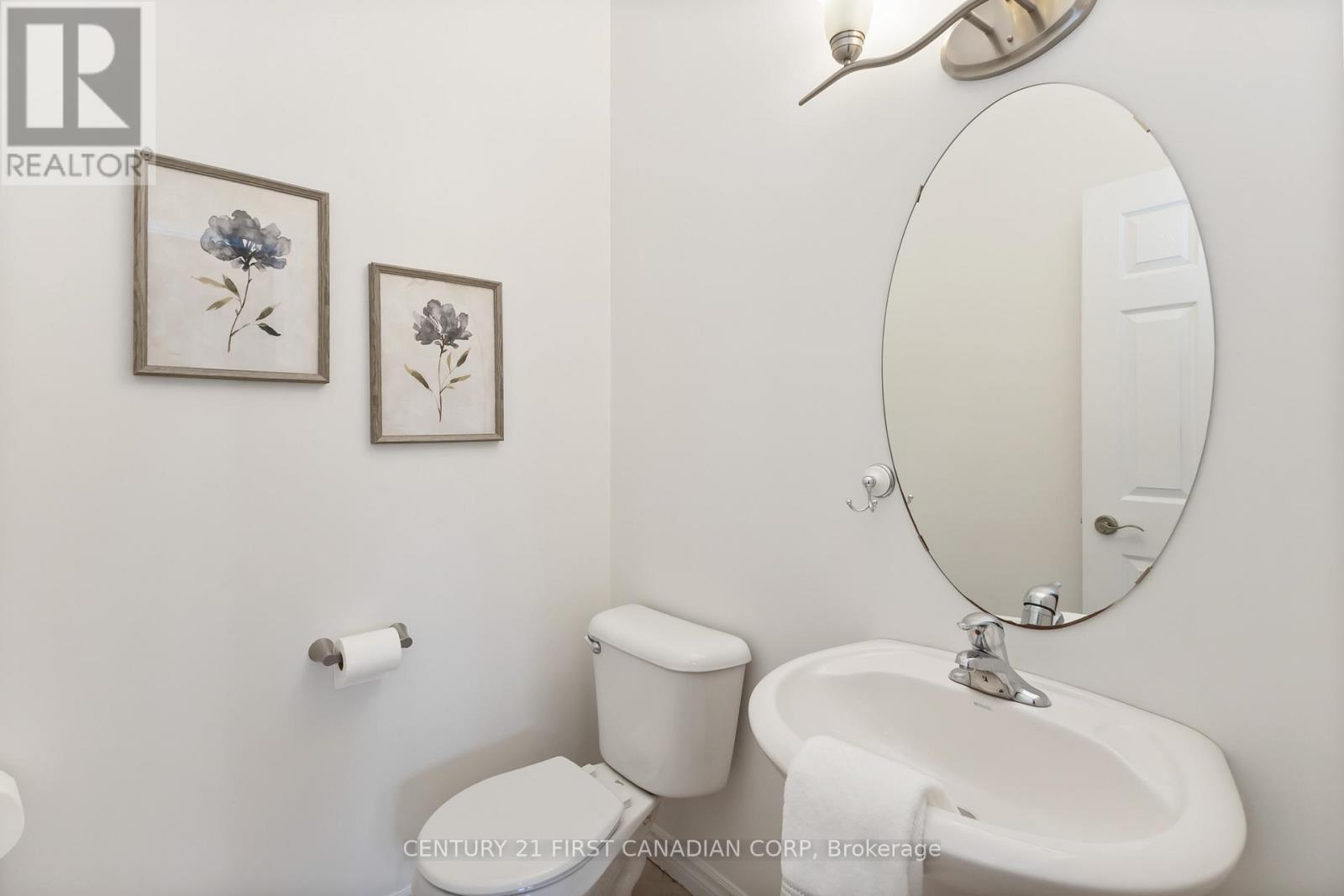 1 Watson Crescent, Central Elgin, ON - Indoor Photo Showing Bathroom