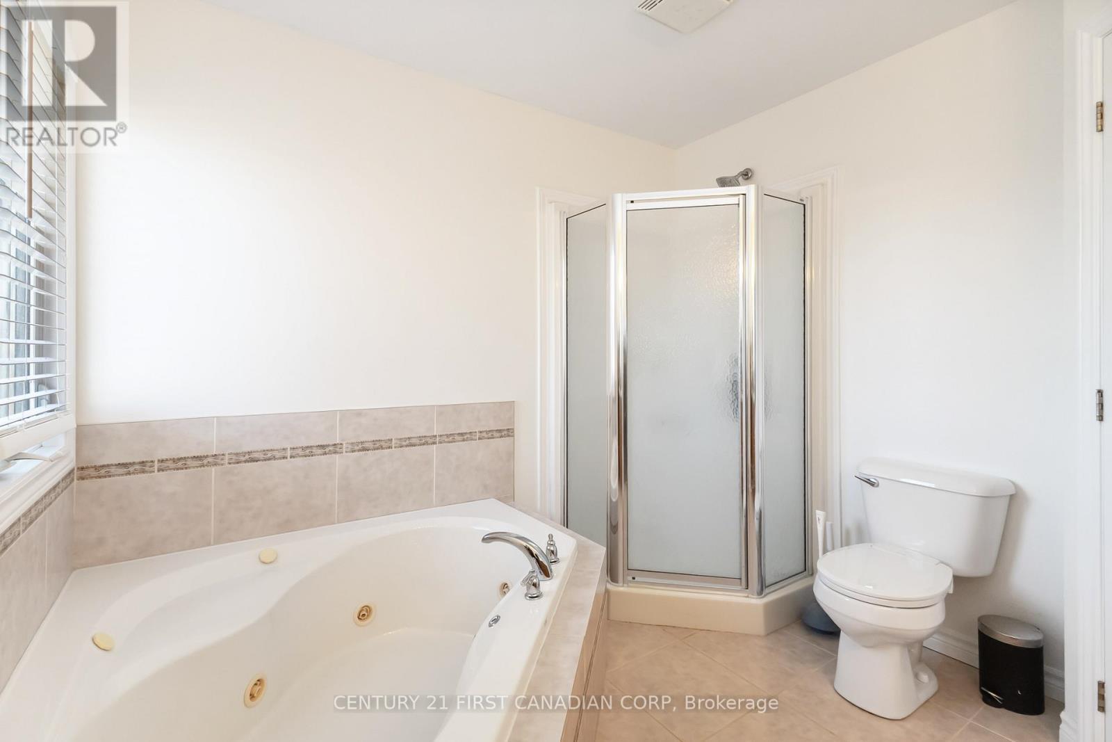 1 Watson Crescent, Central Elgin, ON - Indoor Photo Showing Bathroom