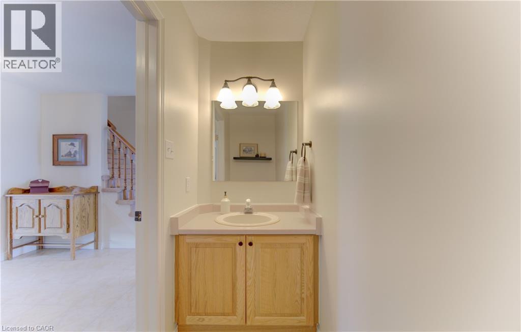 168 Bridgewater Crescent, Waterloo, ON - Indoor Photo Showing Bathroom