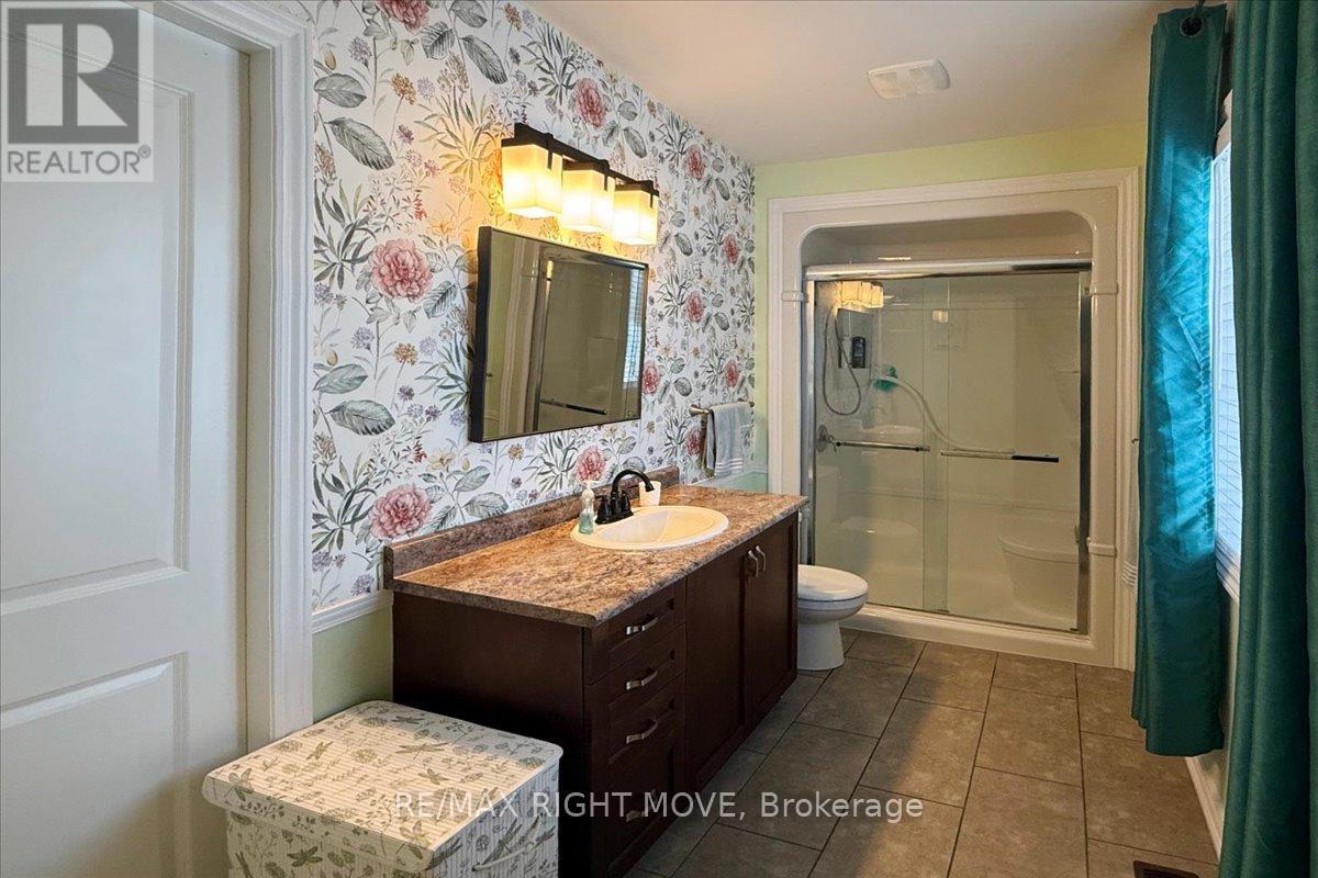 1 Sinclair Crescent, Ramara, ON - Indoor Photo Showing Bathroom