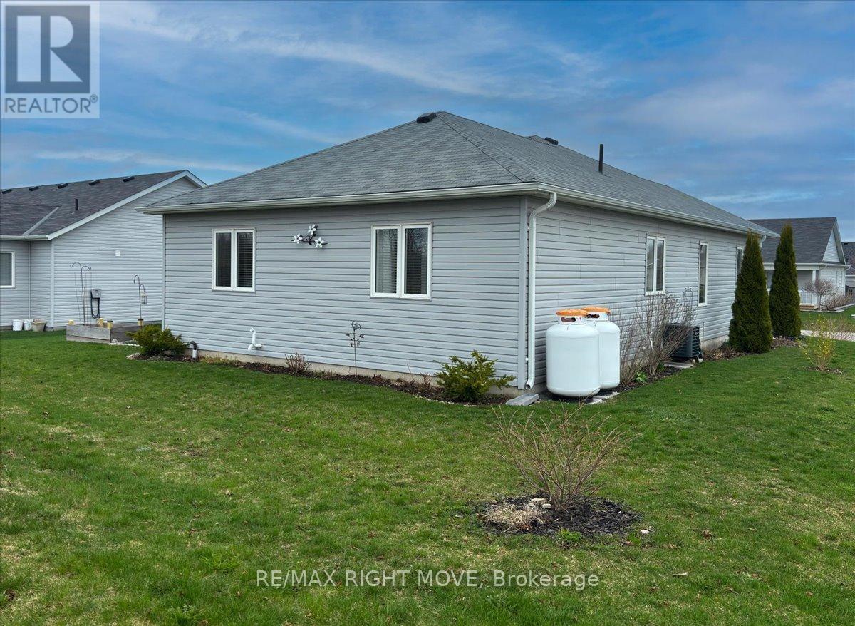 1 Sinclair Crescent, Ramara, ON - Outdoor
