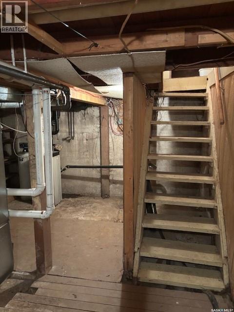 714 1St Street, Kipling, SK - Indoor