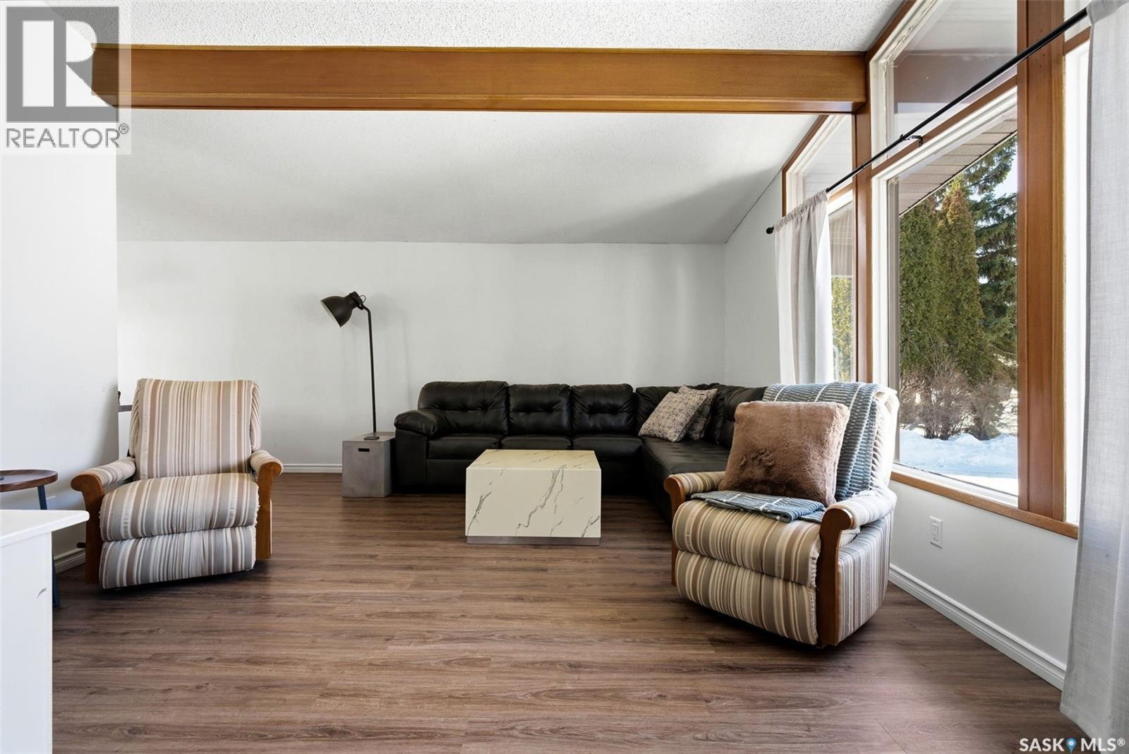 26 Mill Bay, Regina, SK - Indoor