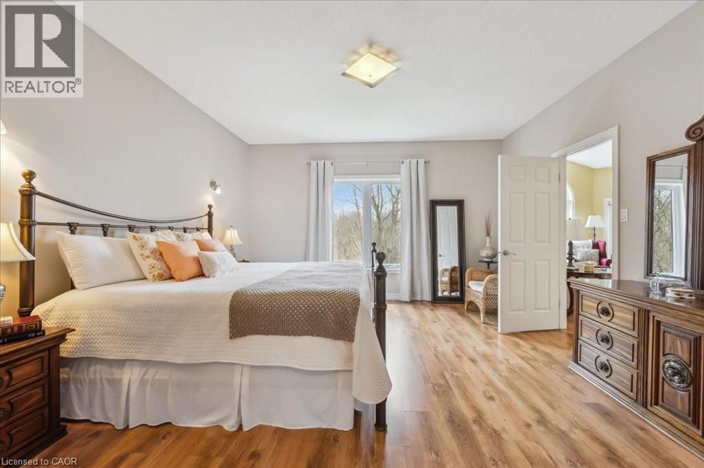 23 Mount Royal Place, Cambridge, ON - Indoor Photo Showing Bedroom