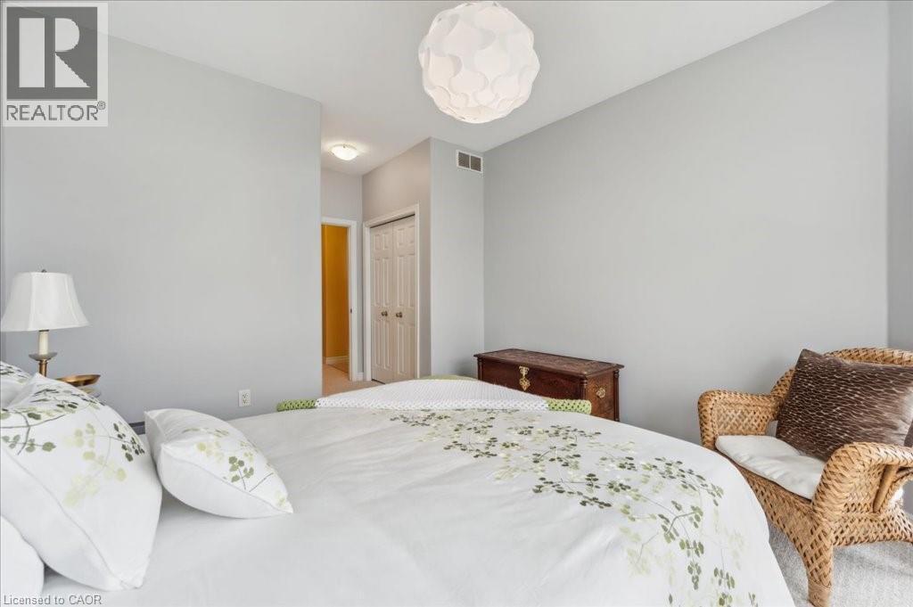 23 Mount Royal Place, Cambridge, ON - Indoor Photo Showing Bedroom