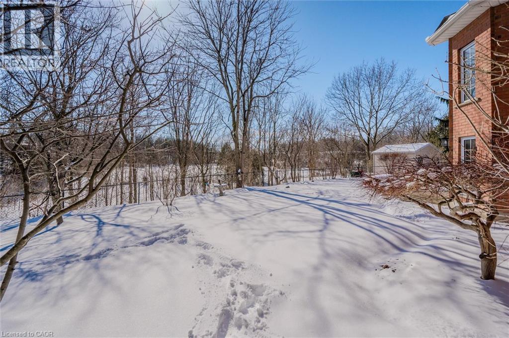 23 Mount Royal Place, Cambridge, ON - Outdoor With View