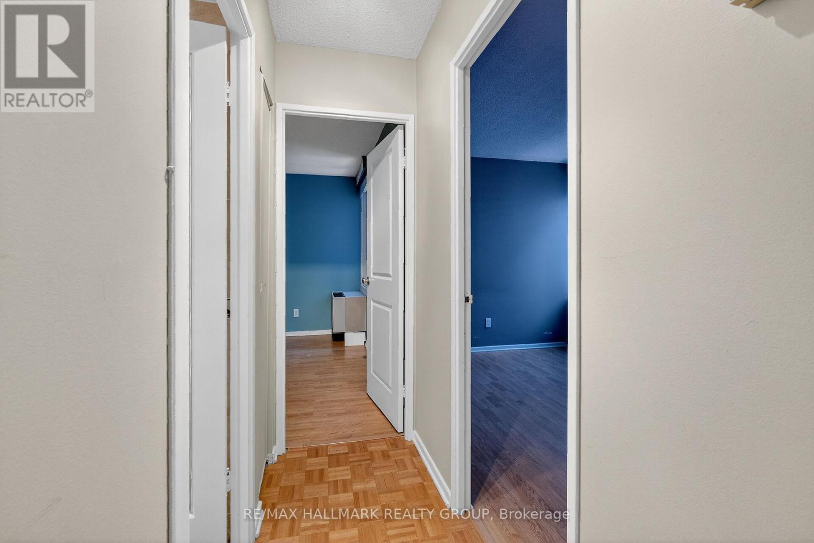 705 - 141 Somerset Street W, Ottawa, ON - Indoor Photo Showing Other Room