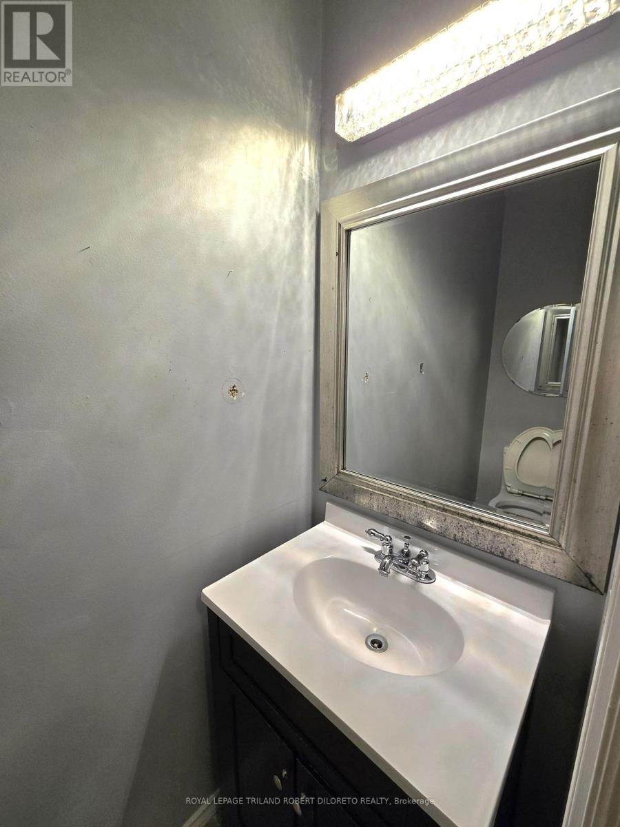 154 - 1330 Jalna Boulevard, London South (South X), ON - Indoor Photo Showing Bathroom