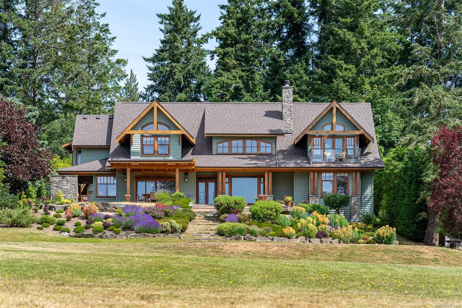 121 Howard Rd, Salt Spring, BC