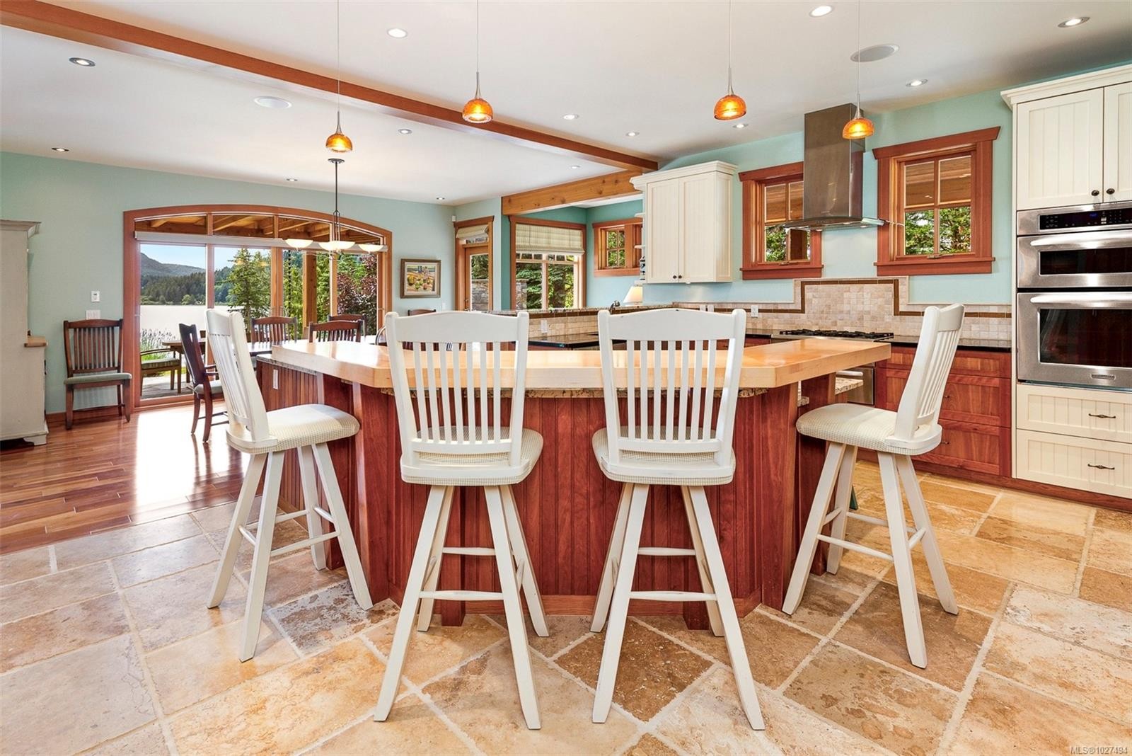 121 Howard Rd, Salt Spring, BC