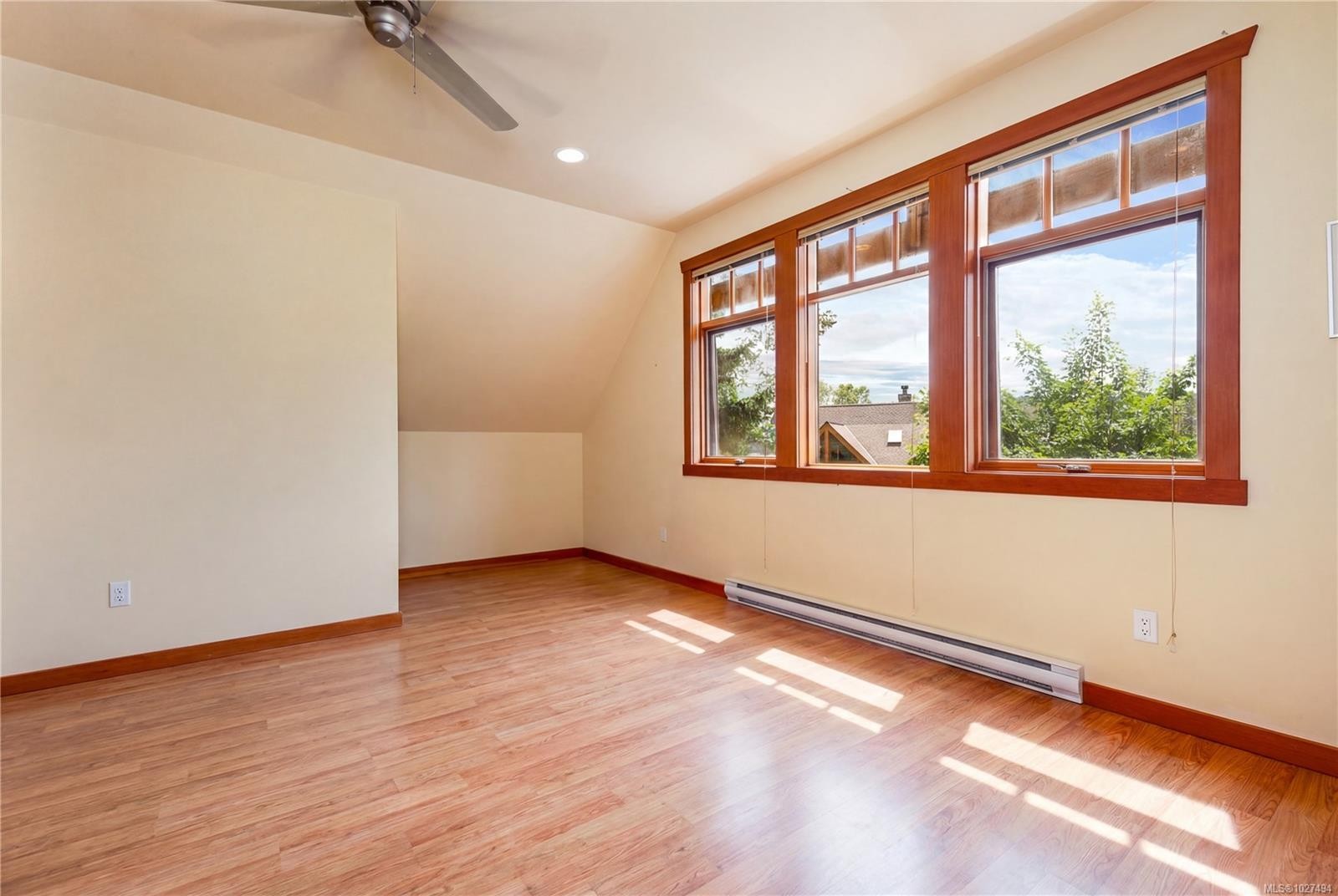 121 Howard Rd, Salt Spring, BC