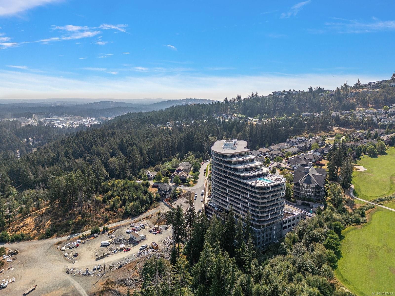 1402-2000 Hannington Rd, Langford, BC - Outdoor With View