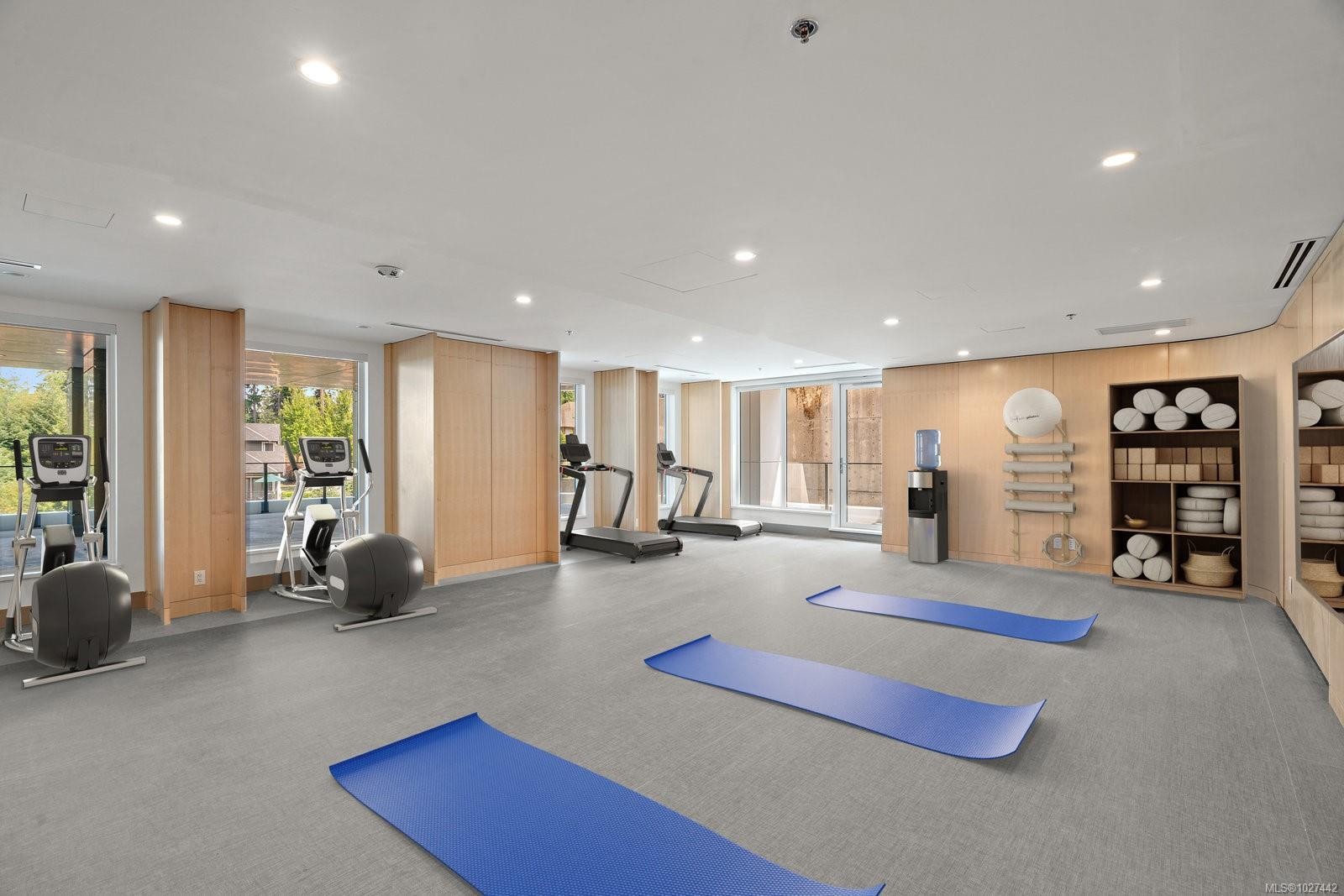 1402-2000 Hannington Rd, Langford, BC - Indoor Photo Showing Gym Room