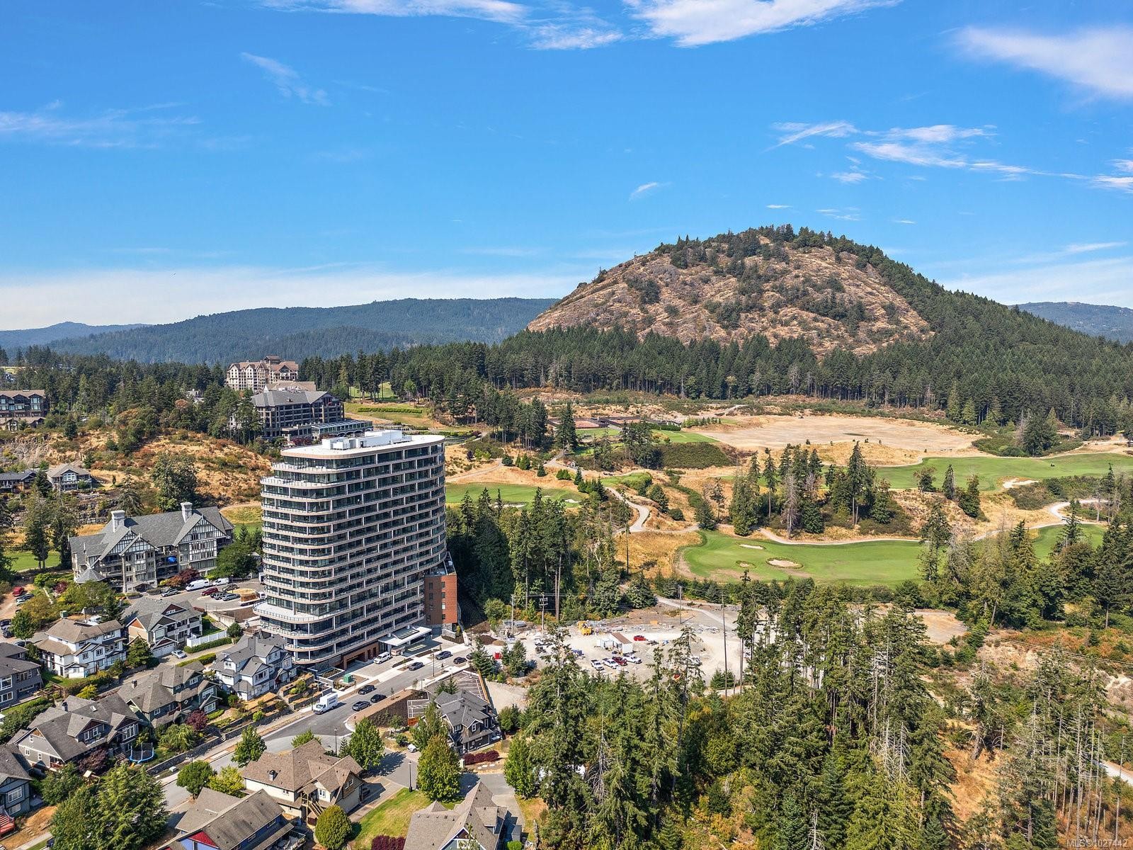 1402-2000 Hannington Rd, Langford, BC - Outdoor With View