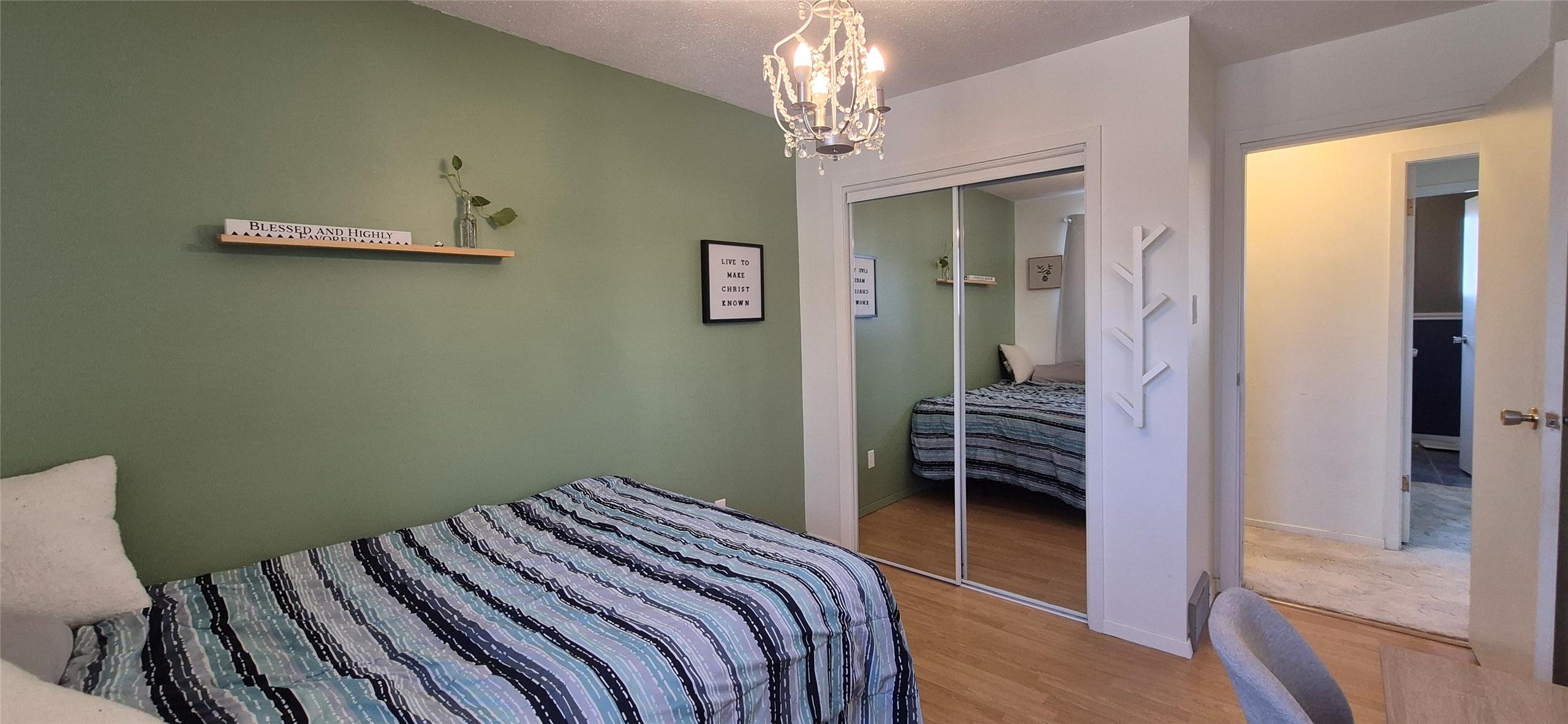 707 12Th Avenue, Cranbrook, BC - Indoor Photo Showing Bedroom