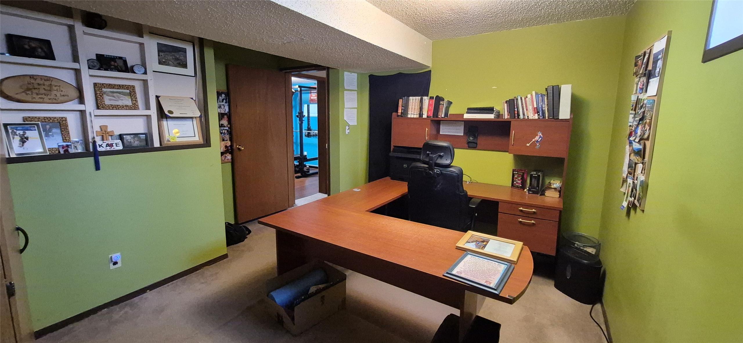 707 12Th Avenue, Cranbrook, BC - Indoor Photo Showing Office