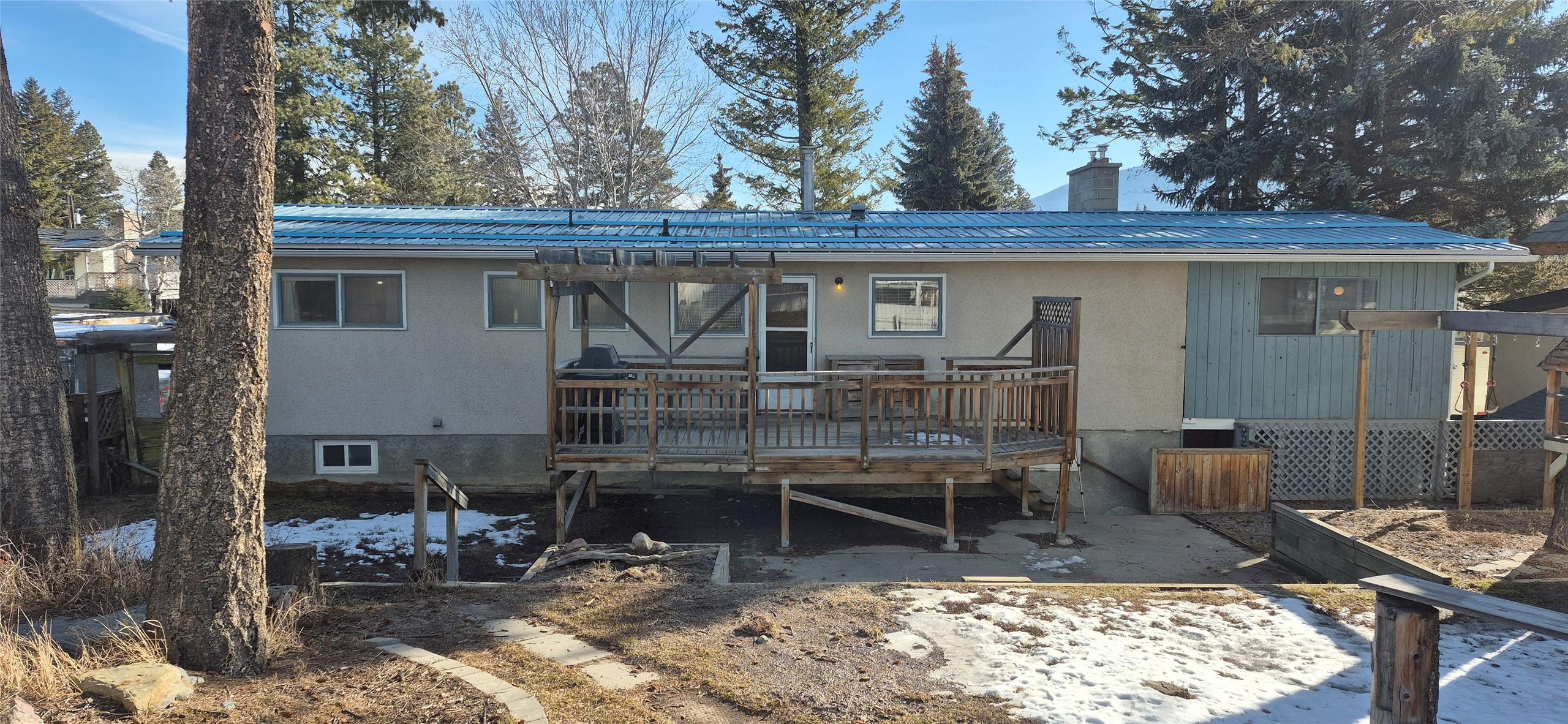707 12Th Avenue, Cranbrook, BC - Outdoor With Deck Patio Veranda