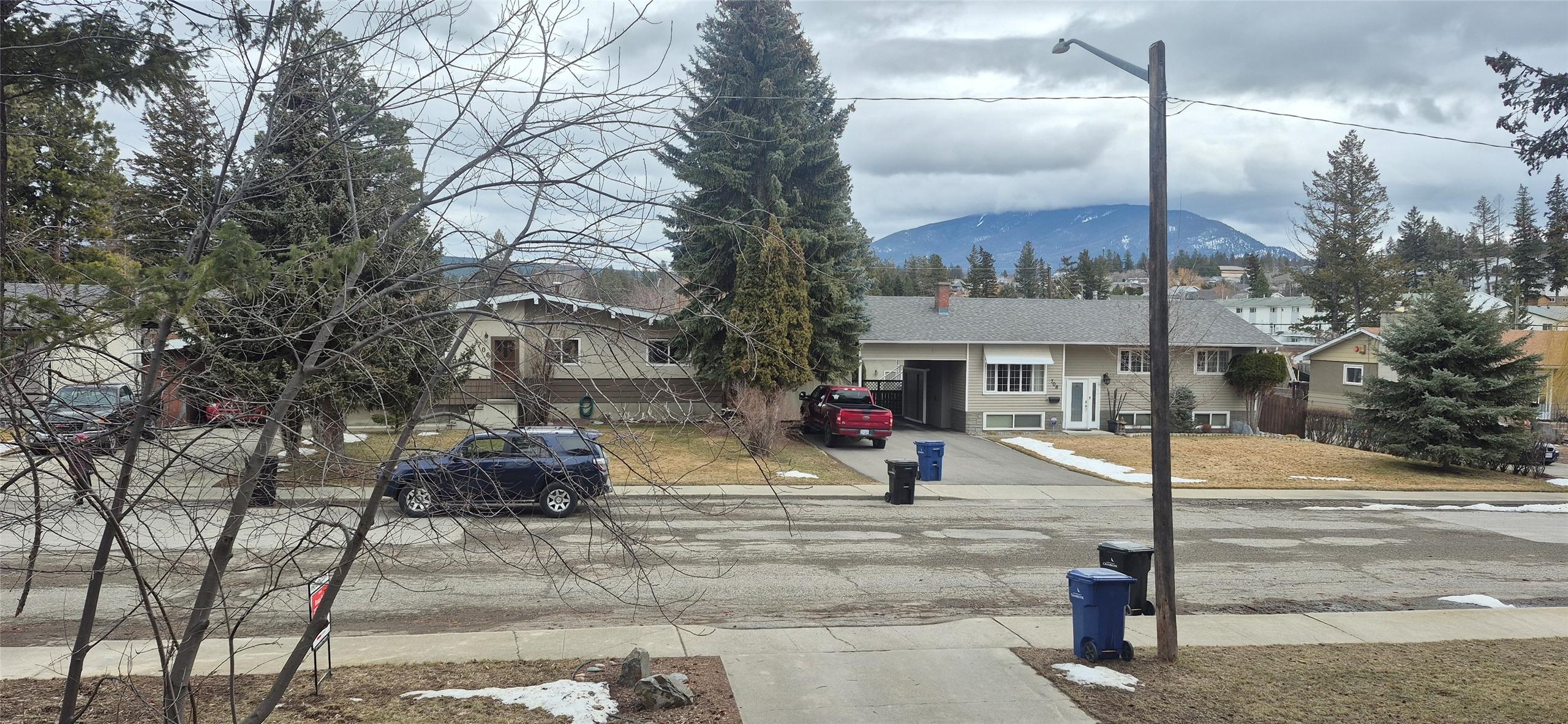 707 12Th Avenue, Cranbrook, BC - Outdoor