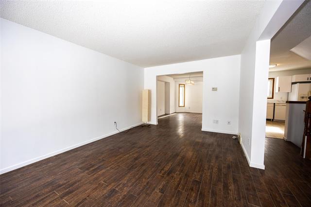 6 Hawstead Rd, Winnipeg, MB