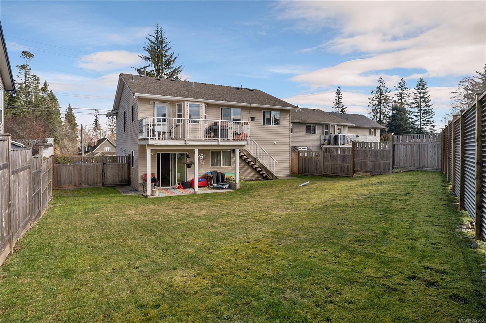 313 Harrogate Rd, Campbell River, BC