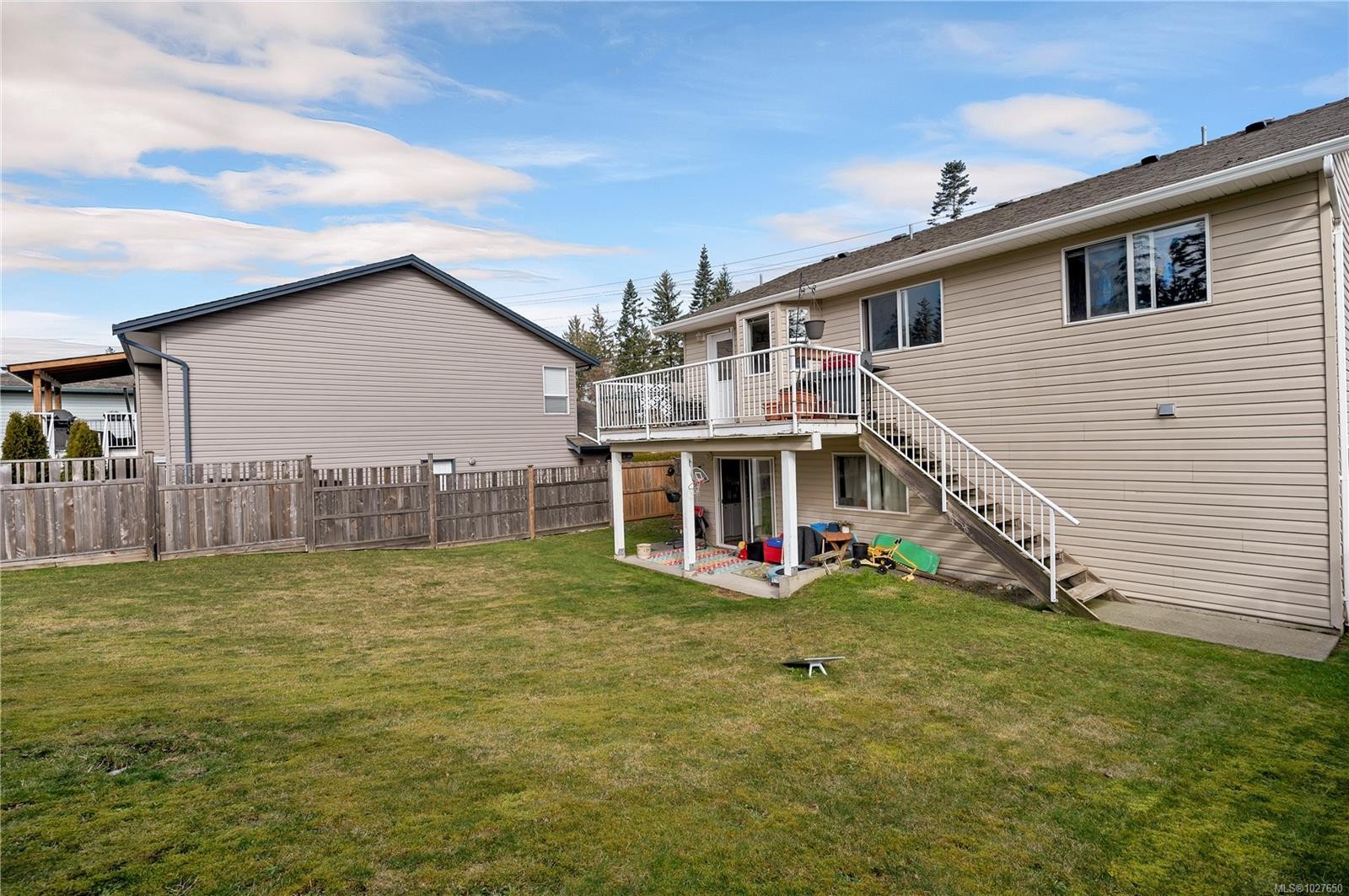 313 Harrogate Rd, Campbell River, BC